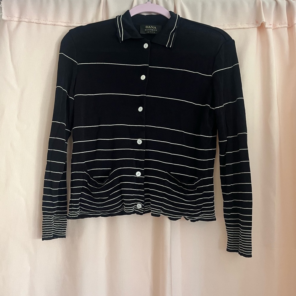 Dana Buchman Navy and White Button-Up Top